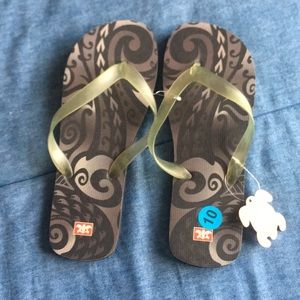 Men’s size 10 Aloha flip flops NEW with 🏷